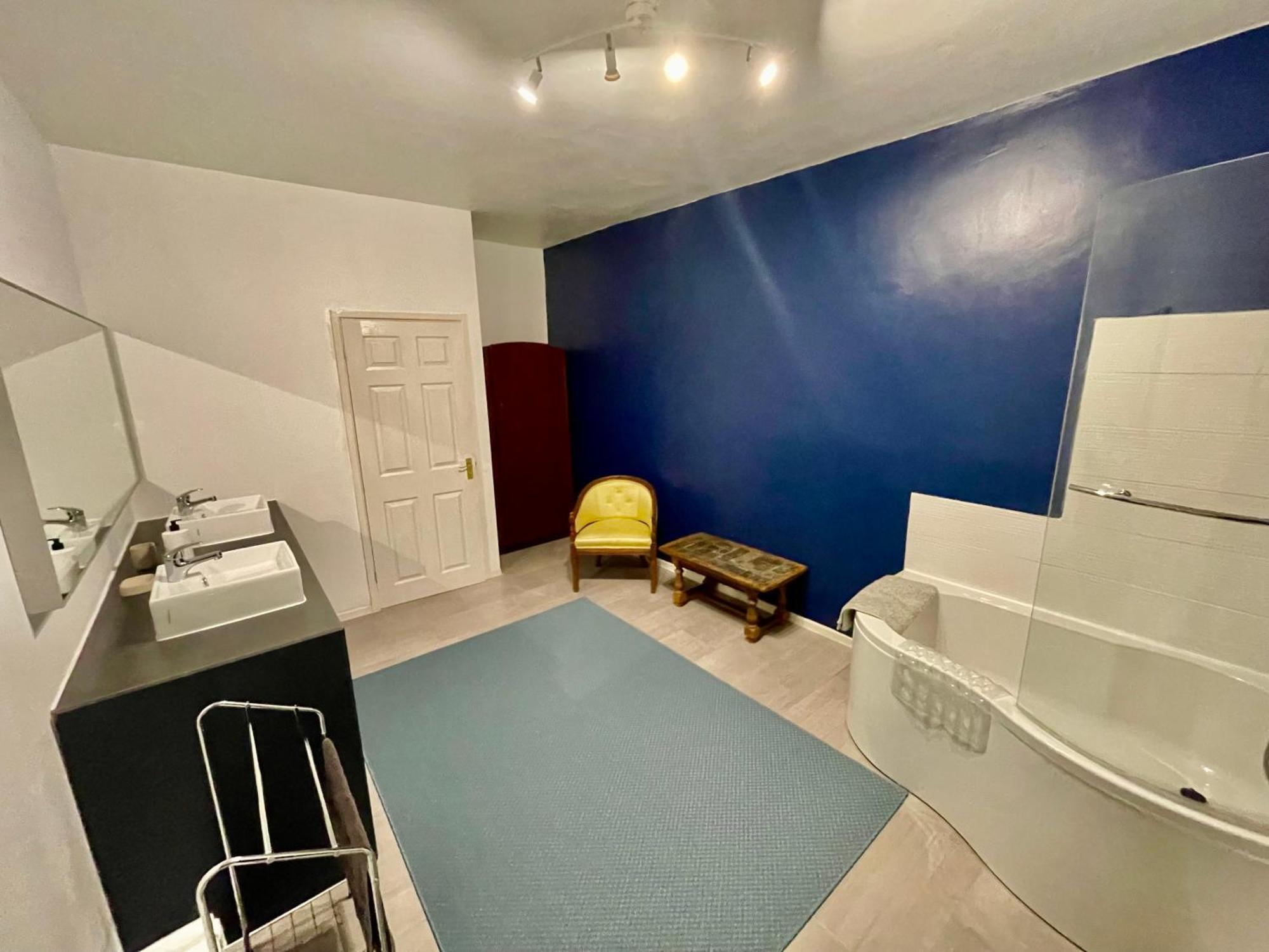Spacious 3 Bedroom Garden Apartment In Snowdonia National Park Garndolbenmaen Eksteriør bilde
