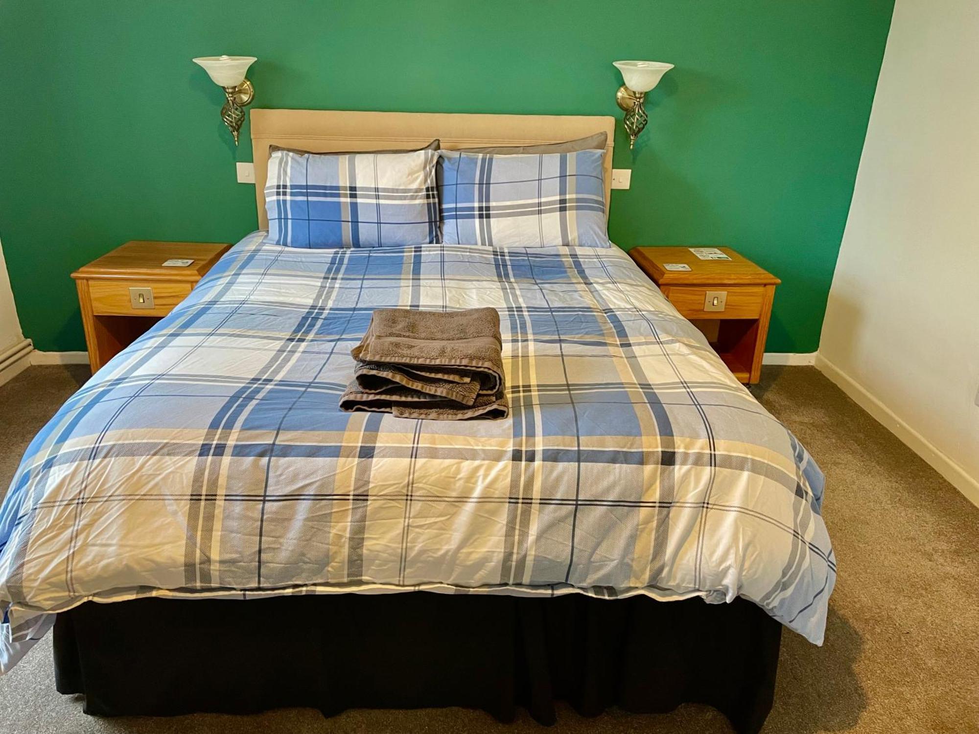Spacious 3 Bedroom Garden Apartment In Snowdonia National Park Garndolbenmaen Eksteriør bilde